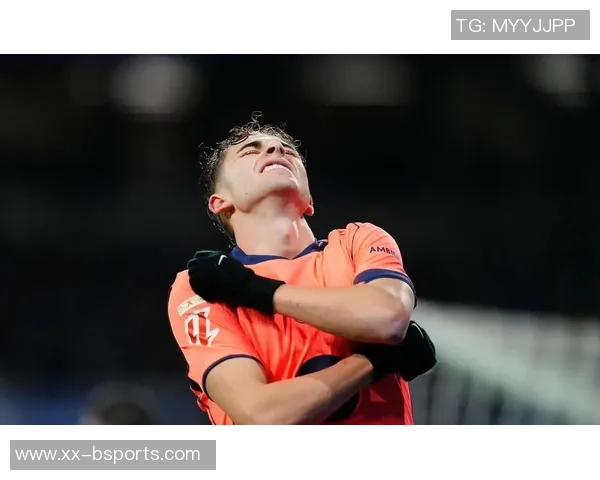 巴萨在曼萨诺执法生涯中红牌最多梅西也曾遭遇红牌困扰